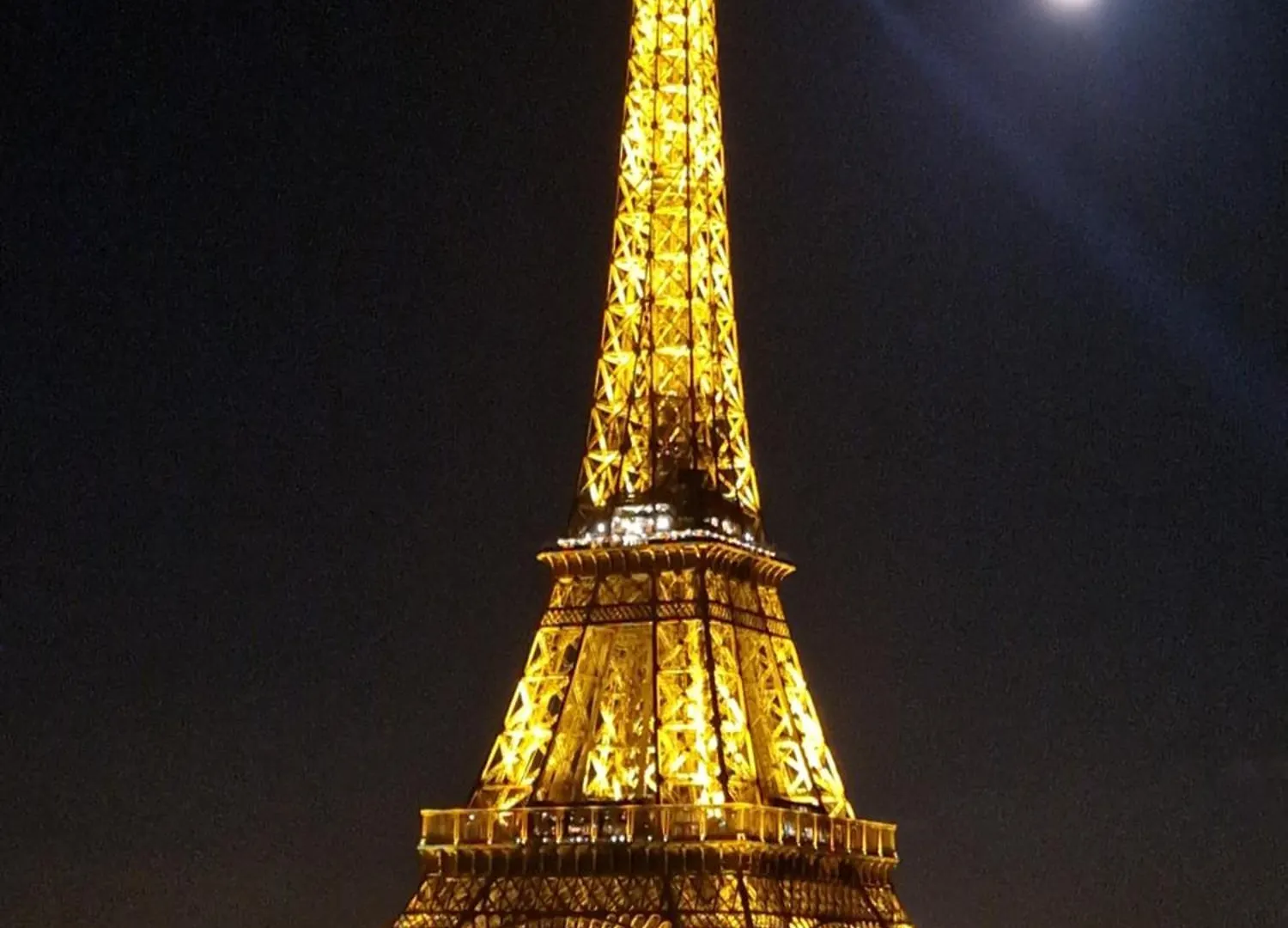 Tour Eiffel Luxury Apartment Paris